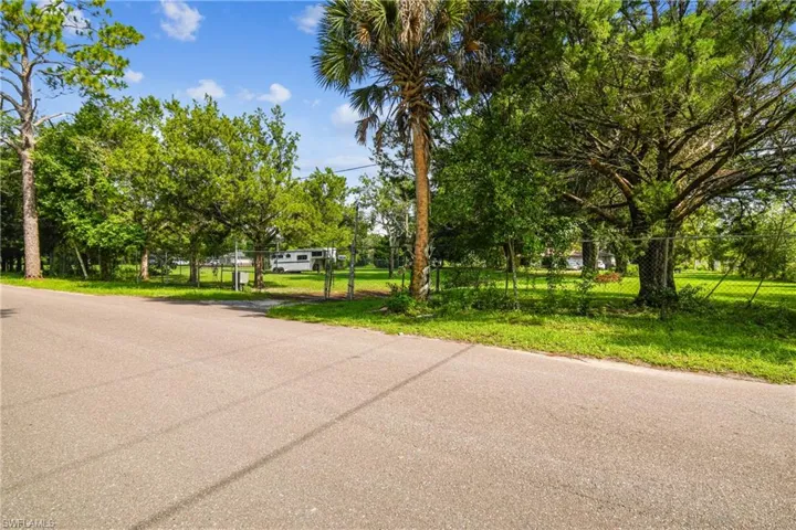 18139 Benes Roush Rd, Brooksville, Mississippi 39604