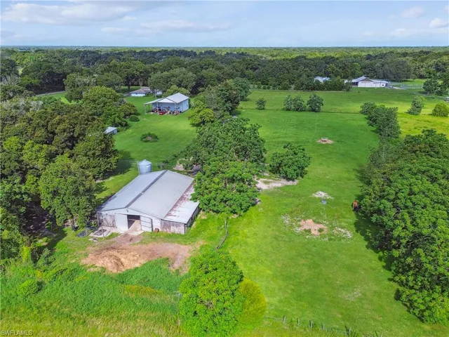 18139 Benes Roush Rd, Brooksville, Mississippi 39604