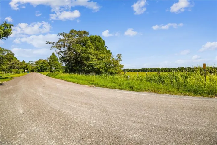 18139 Benes Roush Rd, Brooksville, Mississippi 39604