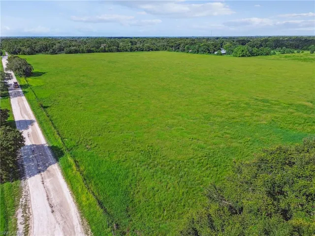 18139 Benes Roush Rd, Brooksville, Mississippi 39604