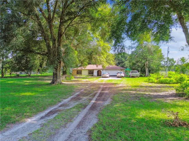 18139 Benes Roush Rd, Brooksville, Mississippi 39604