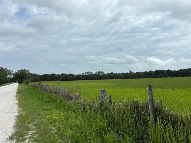 18139 Benes Roush Rd, Brooksville, Mississippi 39604