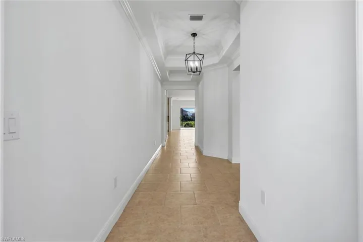 3529  Pilot  CIR, Naples, FL 34120
