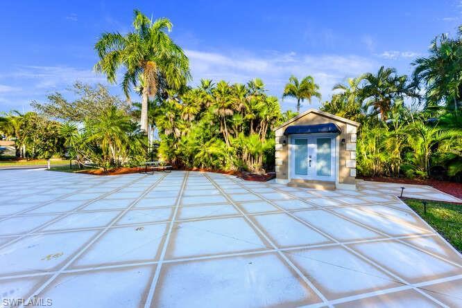 4504  Southern Breeze  DR, Naples, FL 34114