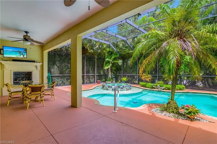 12835 Fox Hollow Cir, Fort Myers, Florida 33912