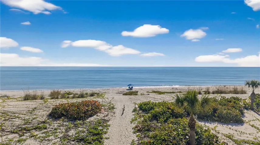 2737 W Gulf Dr 222, Sanibel, Florida 33957