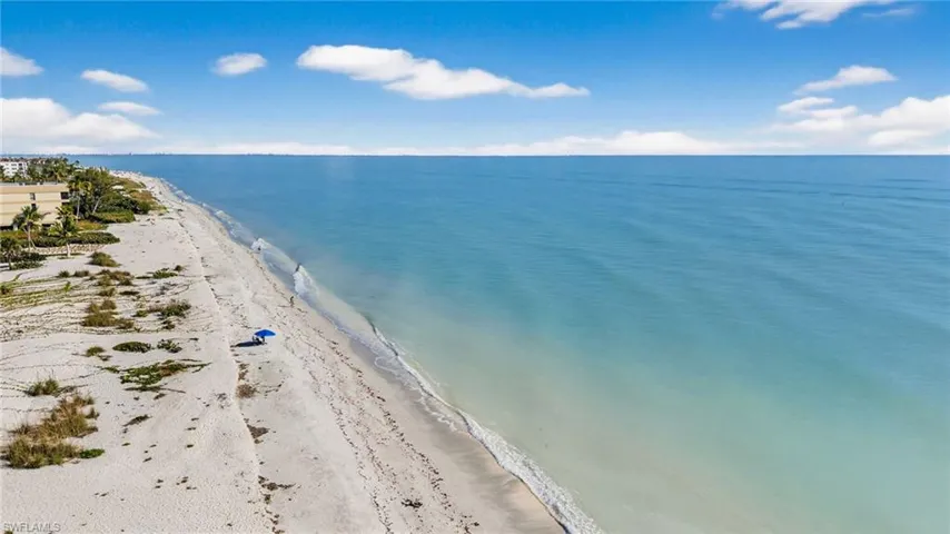 2737 W Gulf Dr 222, Sanibel, Florida 33957