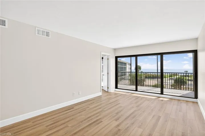 2737 W Gulf Dr 222, Sanibel, Florida 33957