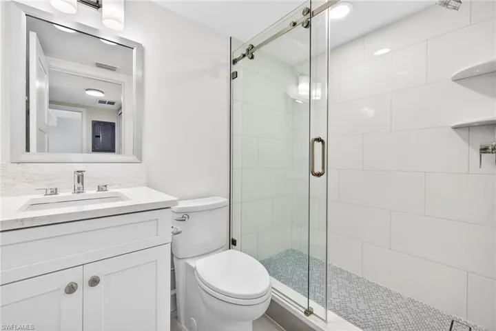 2737 W Gulf Dr 222, Sanibel, Florida 33957