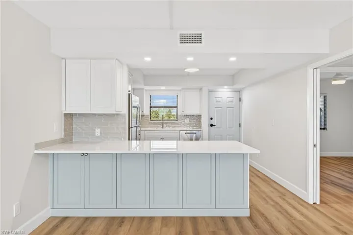 2737 W Gulf Dr 222, Sanibel, Florida 33957