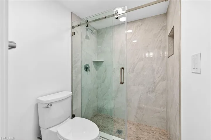 2737 W Gulf Dr 222, Sanibel, Florida 33957
