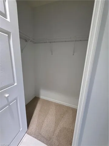 Closet 2 in primary bedroom