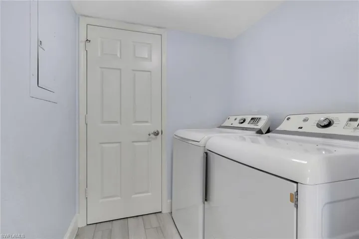 The convenience of laundry in the unit. Keeping you cool