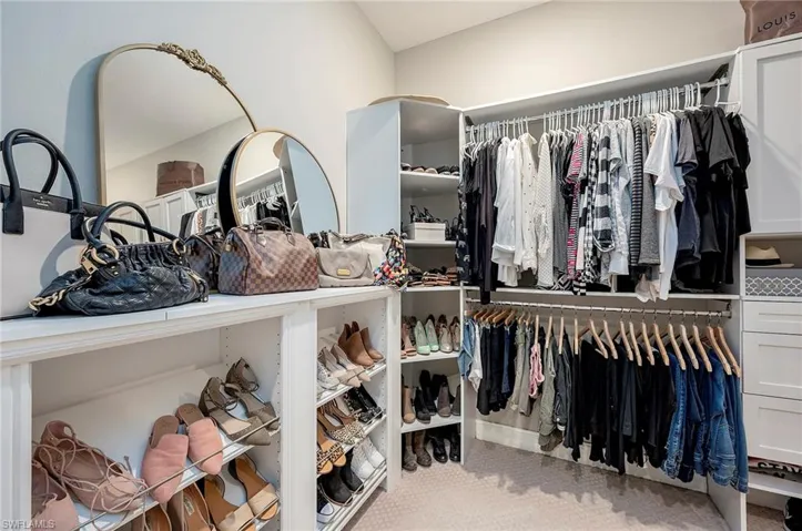 Walk in Closet