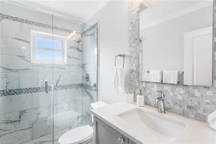 940  3rd S ST, Naples, FL 34102
