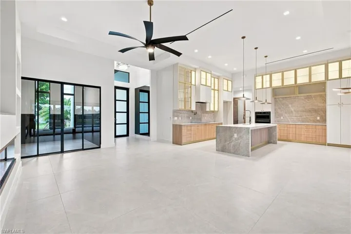 2517 Sw 38th St, Cape Coral, Florida 33914