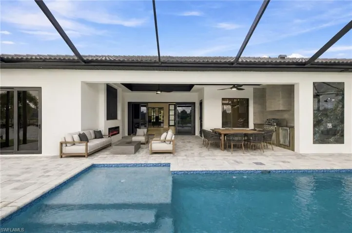 2517 Sw 38th St, Cape Coral, Florida 33914