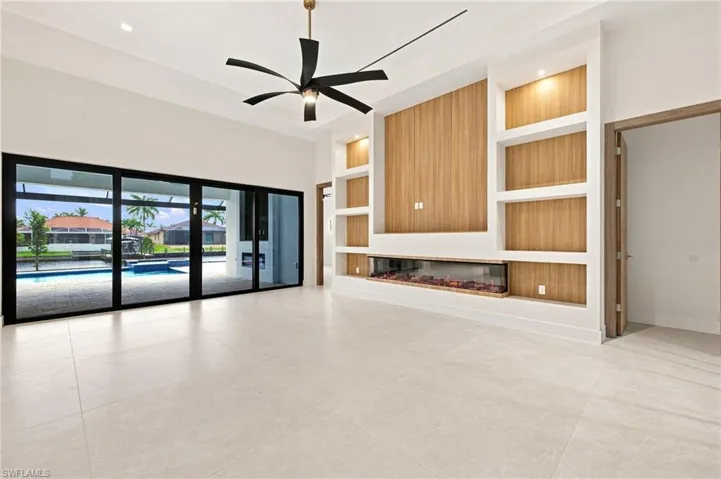 2517 Sw 38th St, Cape Coral, Florida 33914