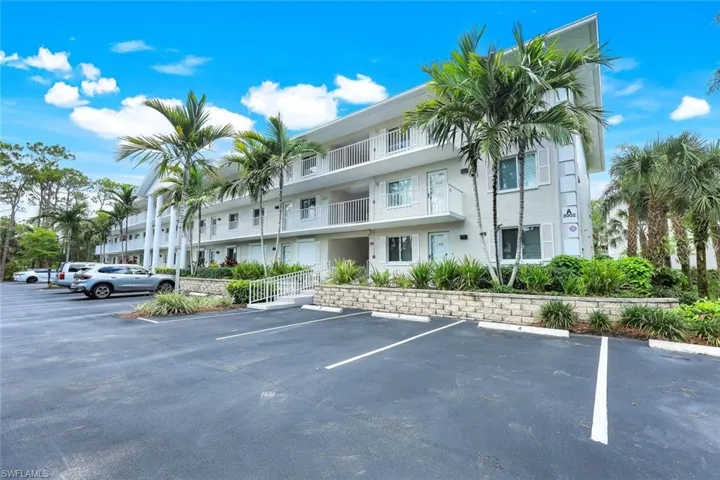 3002 Sandpiper Bay Cr, #306
