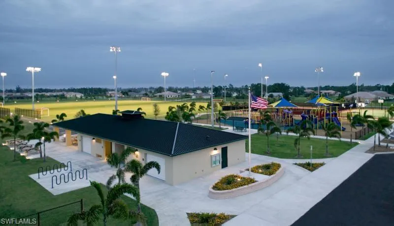 1919 NW 31st ST, CAPE CORAL FL 33993