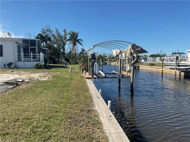 7315  Cobiac  DR, ST. JAMES CITY, FL 33956