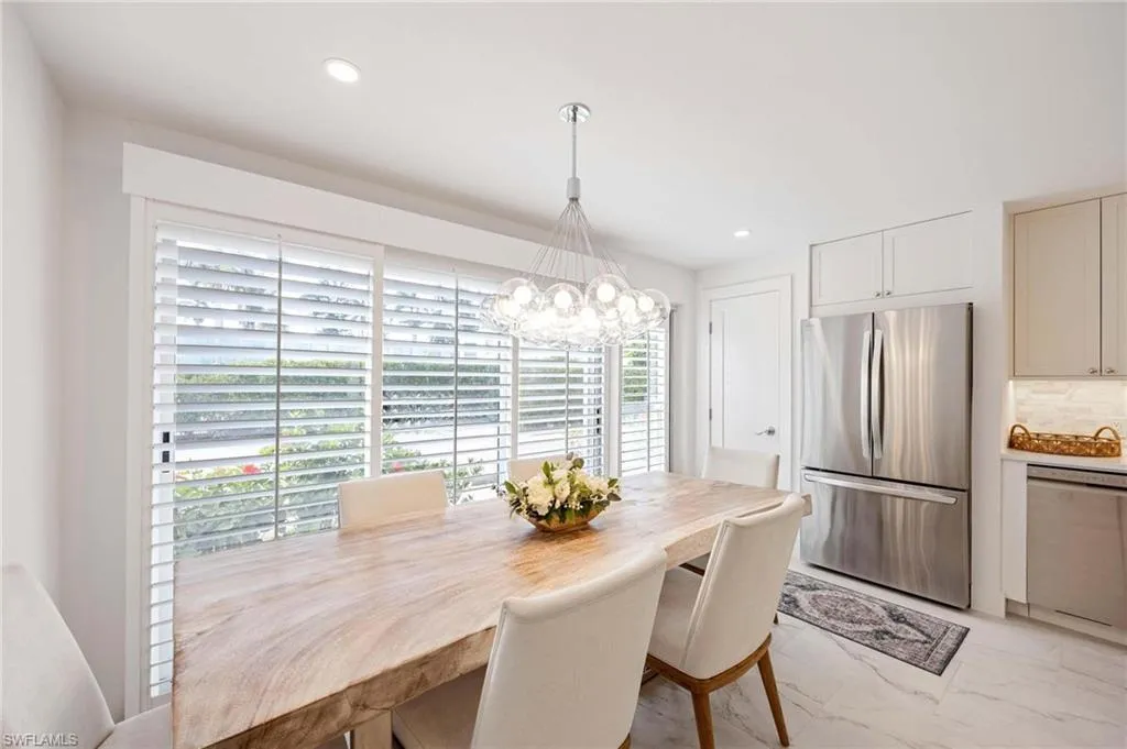 1222 Gordon DR, Naples, FL 34102,225015939