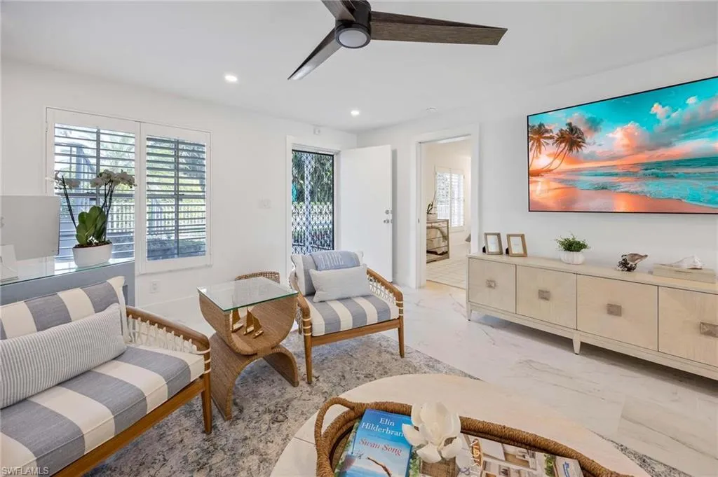 1222 Gordon DR, Naples, FL 34102,225015939