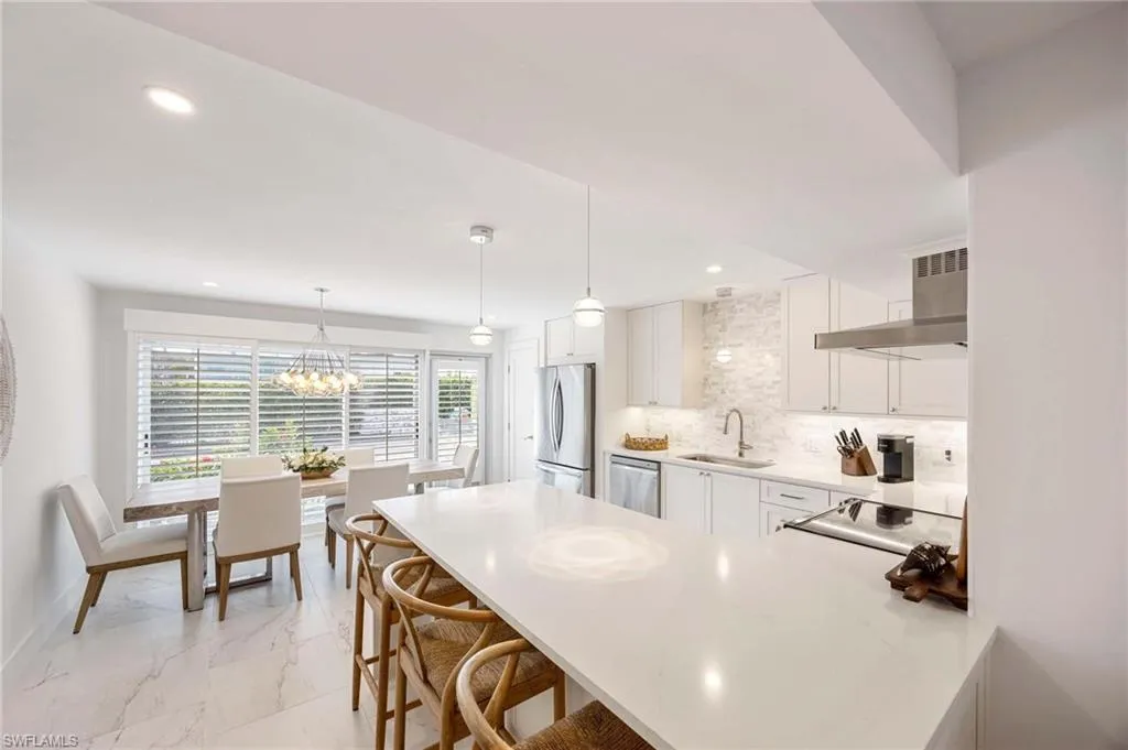 1222 Gordon DR, Naples, FL 34102,225015939
