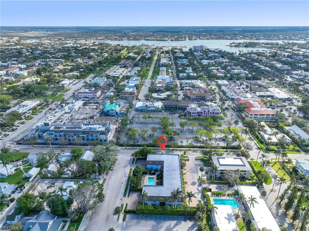 1222 Gordon DR, Naples, FL 34102,225015939
