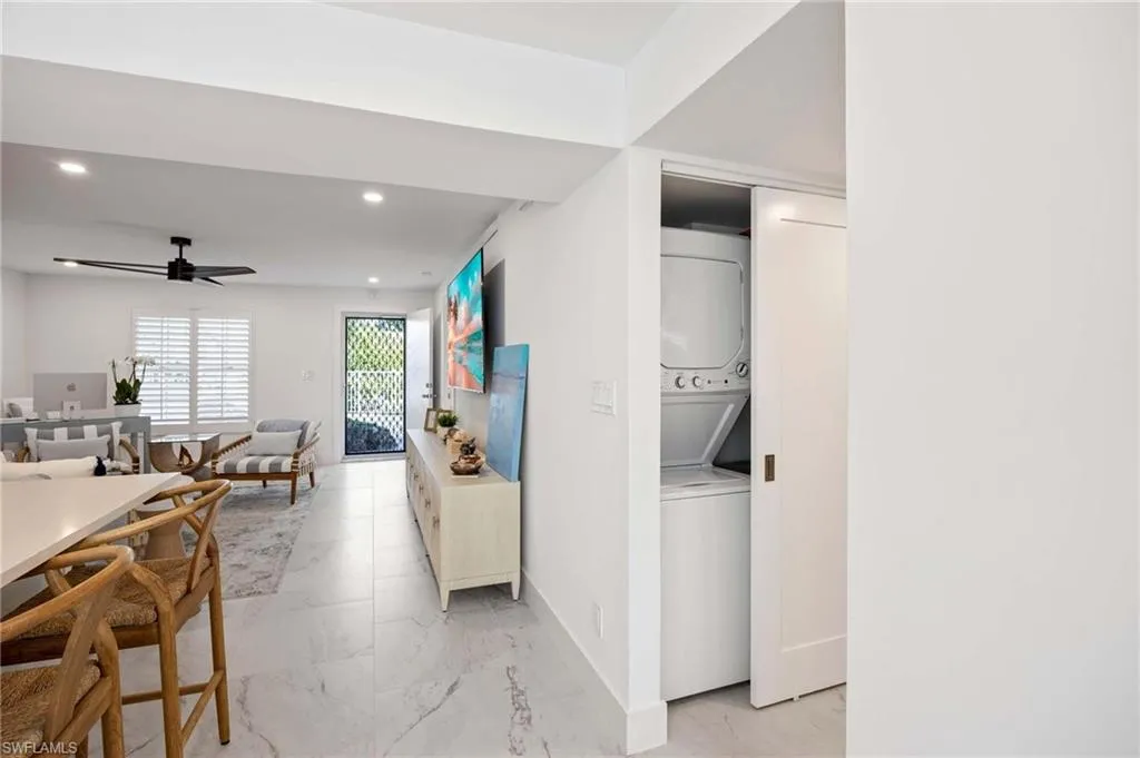 1222 Gordon DR, Naples, FL 34102,225015939