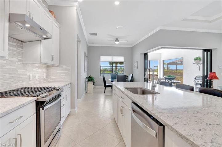 7615 Winding Cypress DR, NAPLES FL 34114
