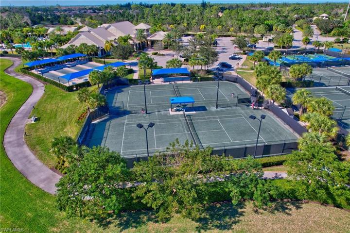 7615 Winding Cypress DR, NAPLES FL 34114