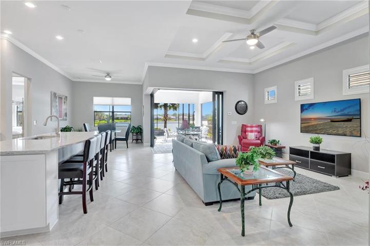 7615 Winding Cypress DR, NAPLES FL 34114