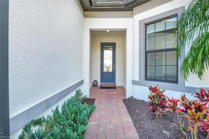 7615 Winding Cypress DR, NAPLES FL 34114