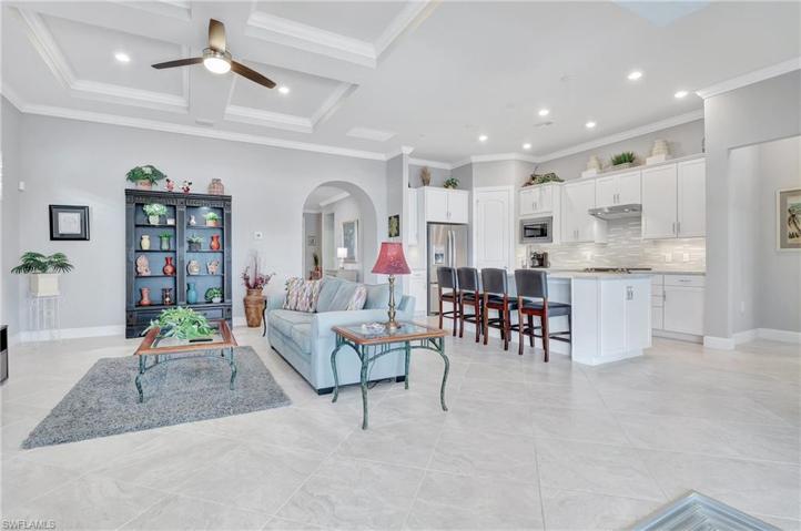 7615 Winding Cypress DR, NAPLES FL 34114