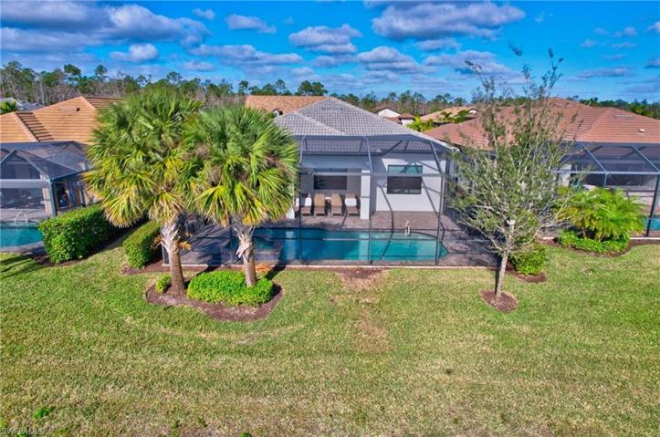 7615 Winding Cypress DR, NAPLES FL 34114