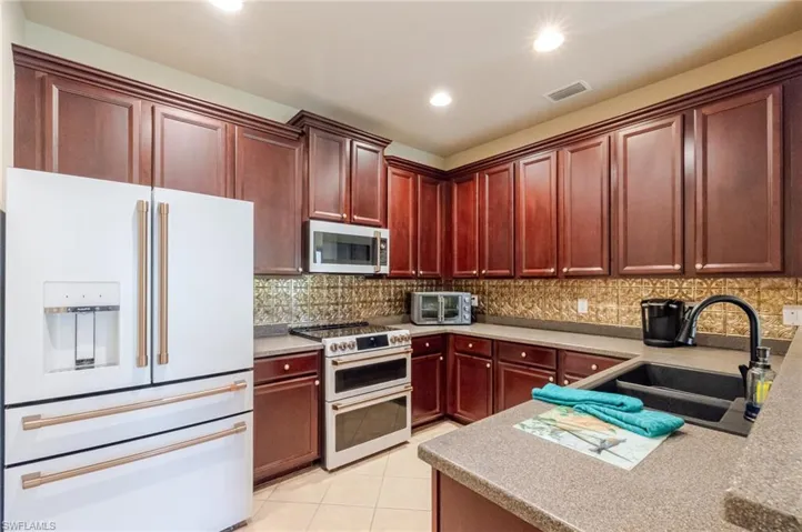 Virtual Staging