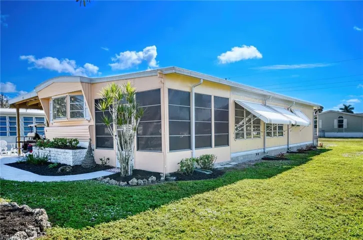 41 Sonderhen Dr, Naples, Florida 34114