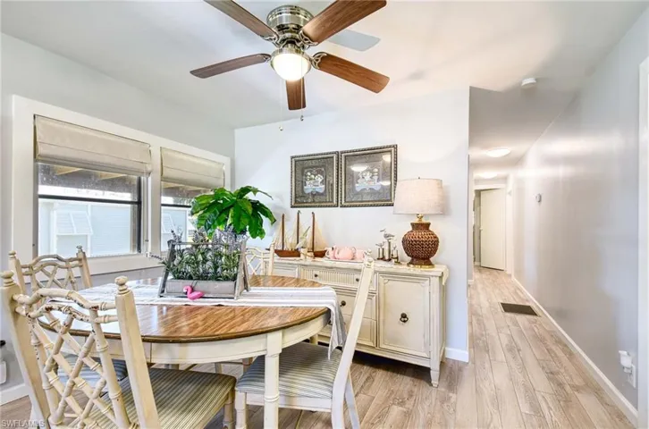 41  Sonderhen  DR, Naples, FL 34114