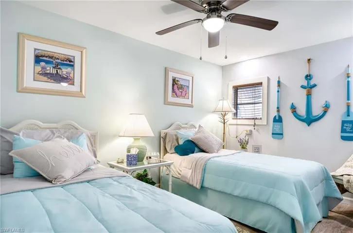 41  Sonderhen  DR, Naples, FL 34114