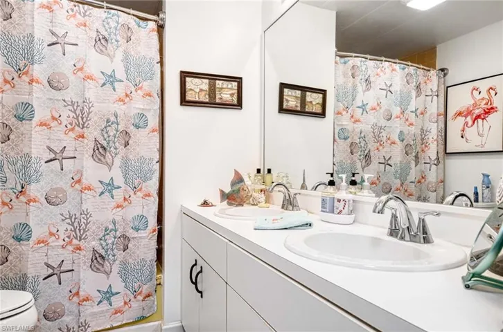 41  Sonderhen  DR, Naples, FL 34114