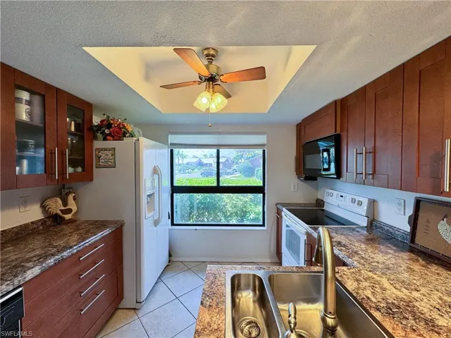 1061 River Run, LaBelle, FL 33935 - 2BR/2BA Villa in Port LaBelle Villas