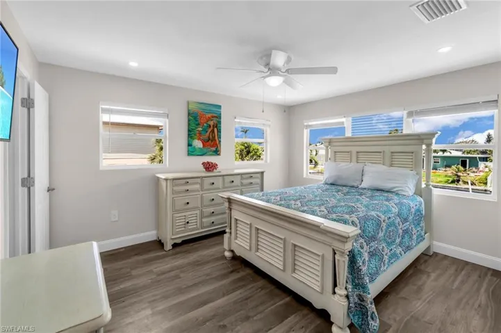 21631 Widgeon Ter, Fort Myers Beach, Florida 33931