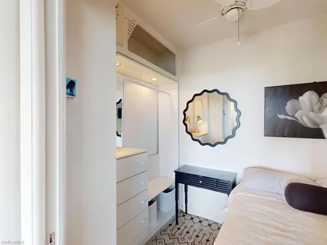 Bedroom with ceiling fan
