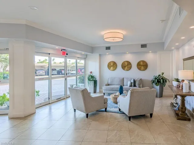 View of common area