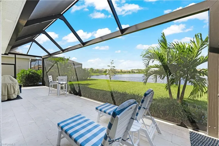 423 Polihale Way, Naples, Florida 34114