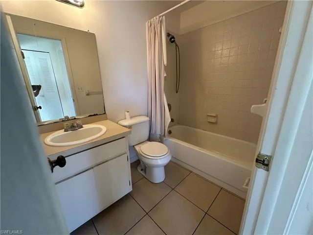 4213  Lee  BLVD, Lehigh Acres, FL 33971
