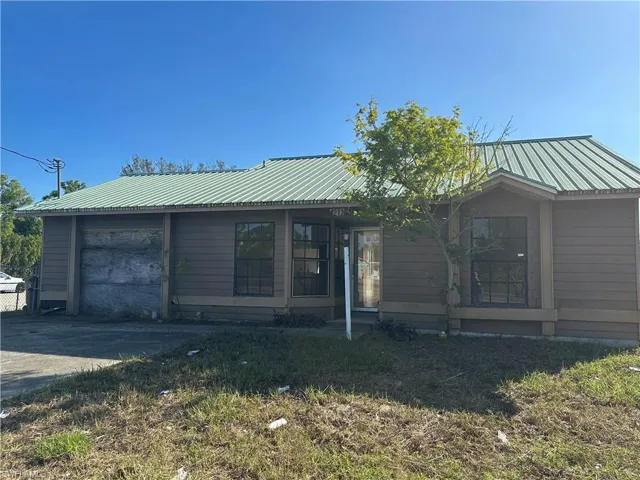4213  Lee  BLVD, Lehigh Acres, FL 33971