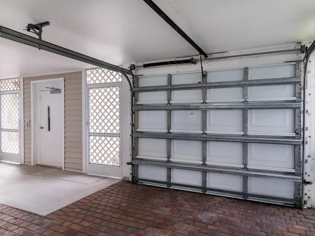 Garage with ceiling fan