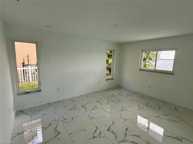 111 North Shore Ave, North Fort Myers, Florida 33917